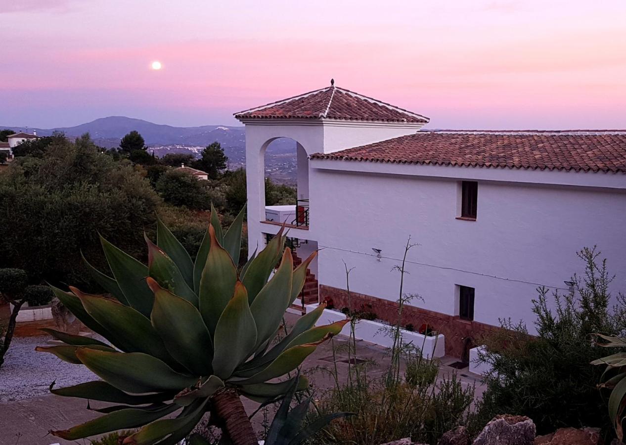 Casa Arts Guest Rooms Alcaucín Екстериор снимка