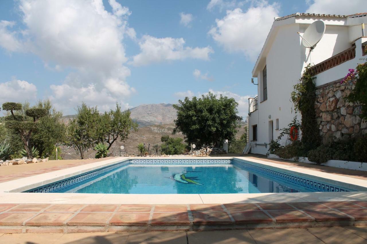 Casa Arts Guest Rooms Alcaucín Екстериор снимка